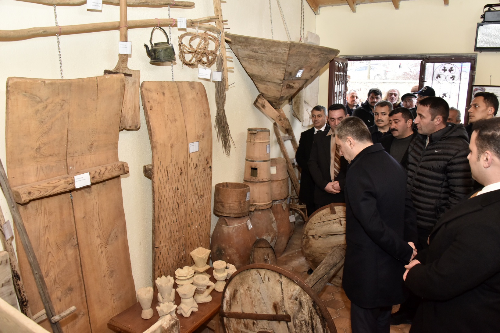 Vali Tanrısever köy ziyaretlerine Şiran'la devam etti 23