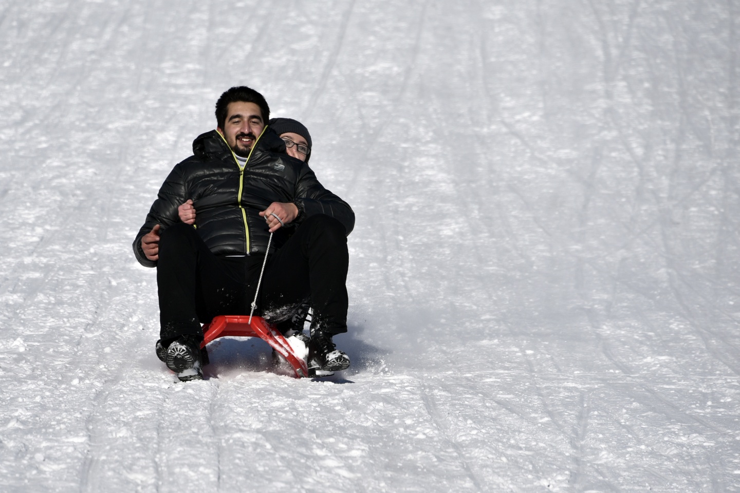 Zigana’da kızak keyfine Gümüşhane protokolü de ortak oldu 19