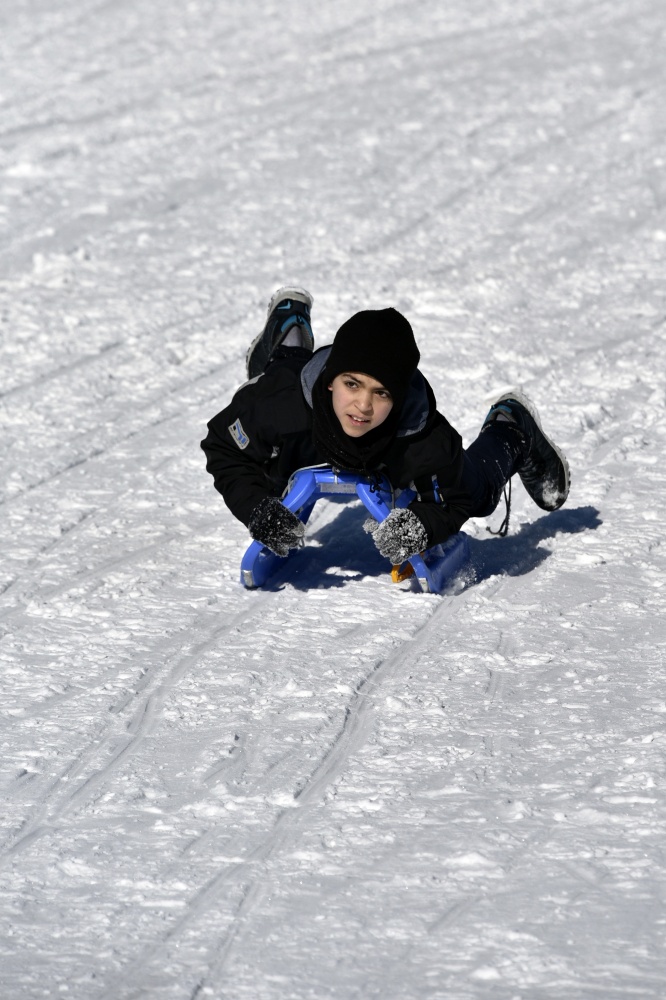 Zigana’da kızak keyfine Gümüşhane protokolü de ortak oldu 23