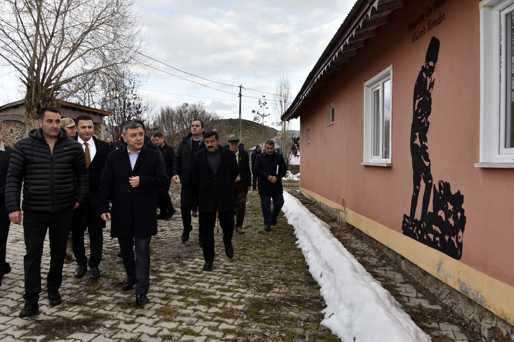 Vali Tanrısever köy ziyaretlerine Şiran'la devam etti 58