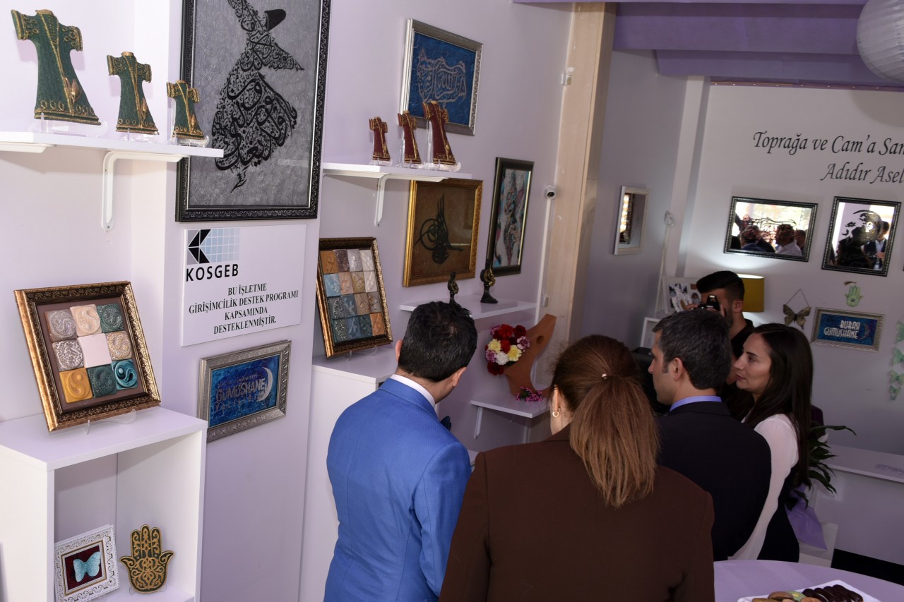 Gümüşhane’nin ilk seramik ve cam atölyesi açıldı 4