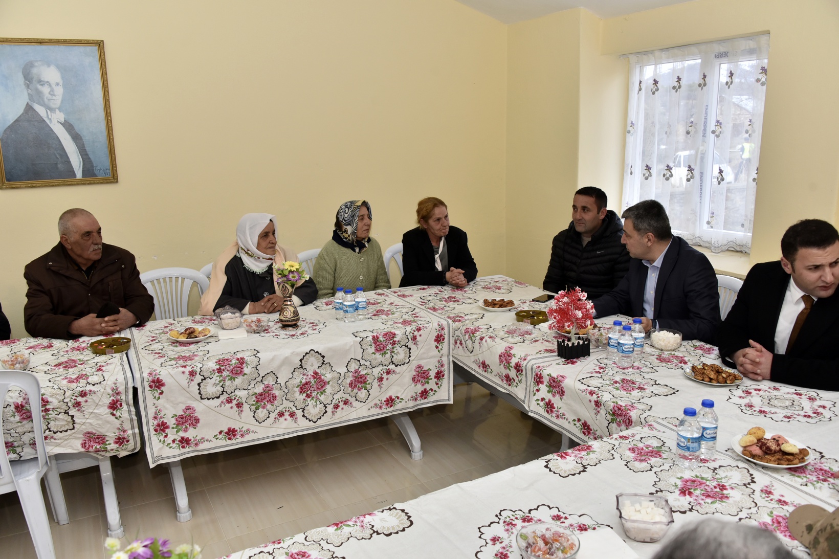 Vali Tanrısever köy ziyaretlerine Şiran'la devam etti 21