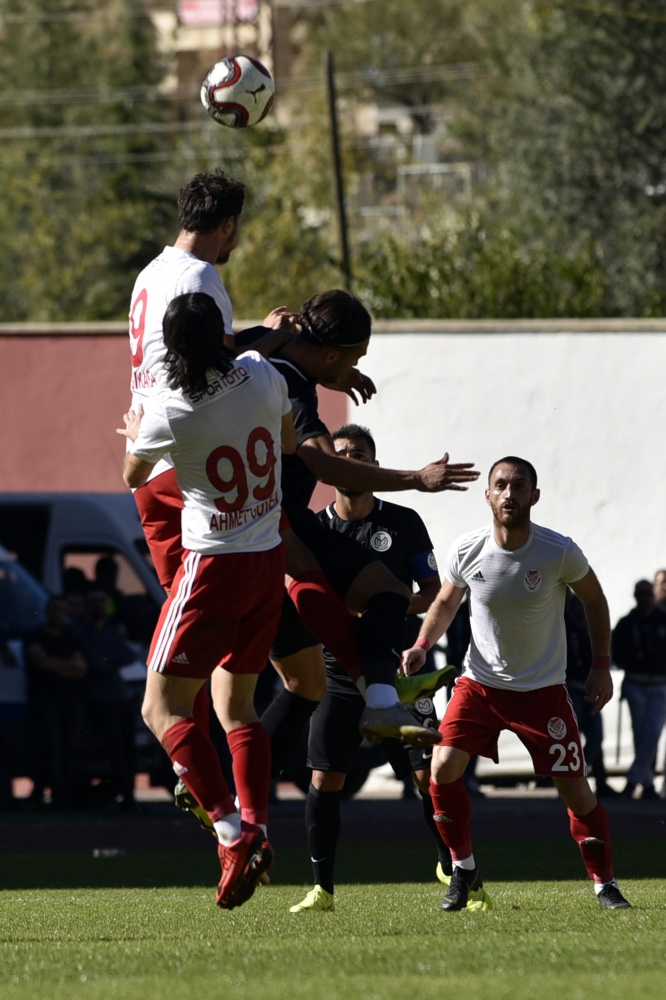 Gümüş son dakikada yıkıldı: 0-1 18