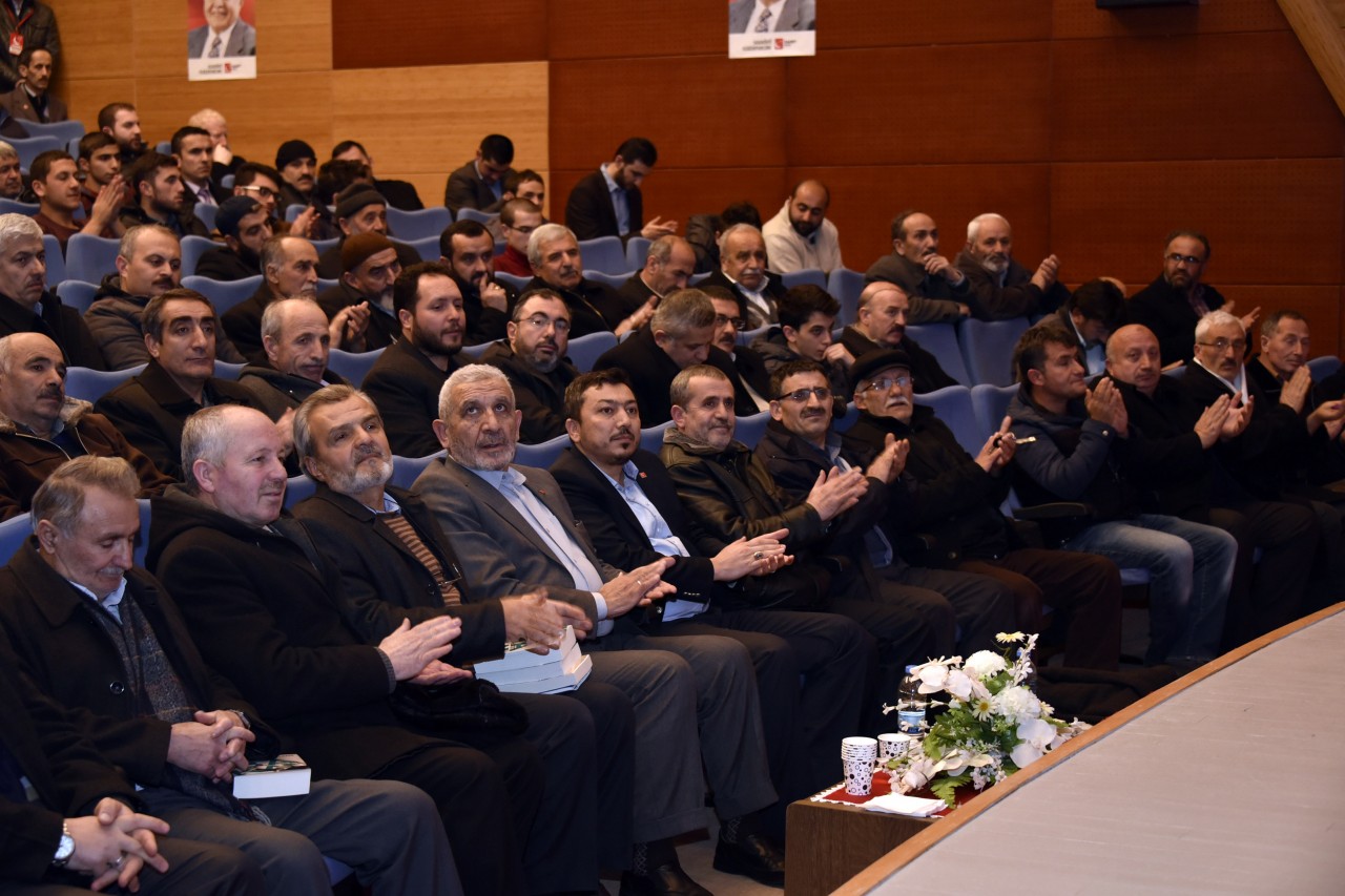 Gümüşhane’de ‘Allah Dostu Erbakan’ konferansı yapıldı 1