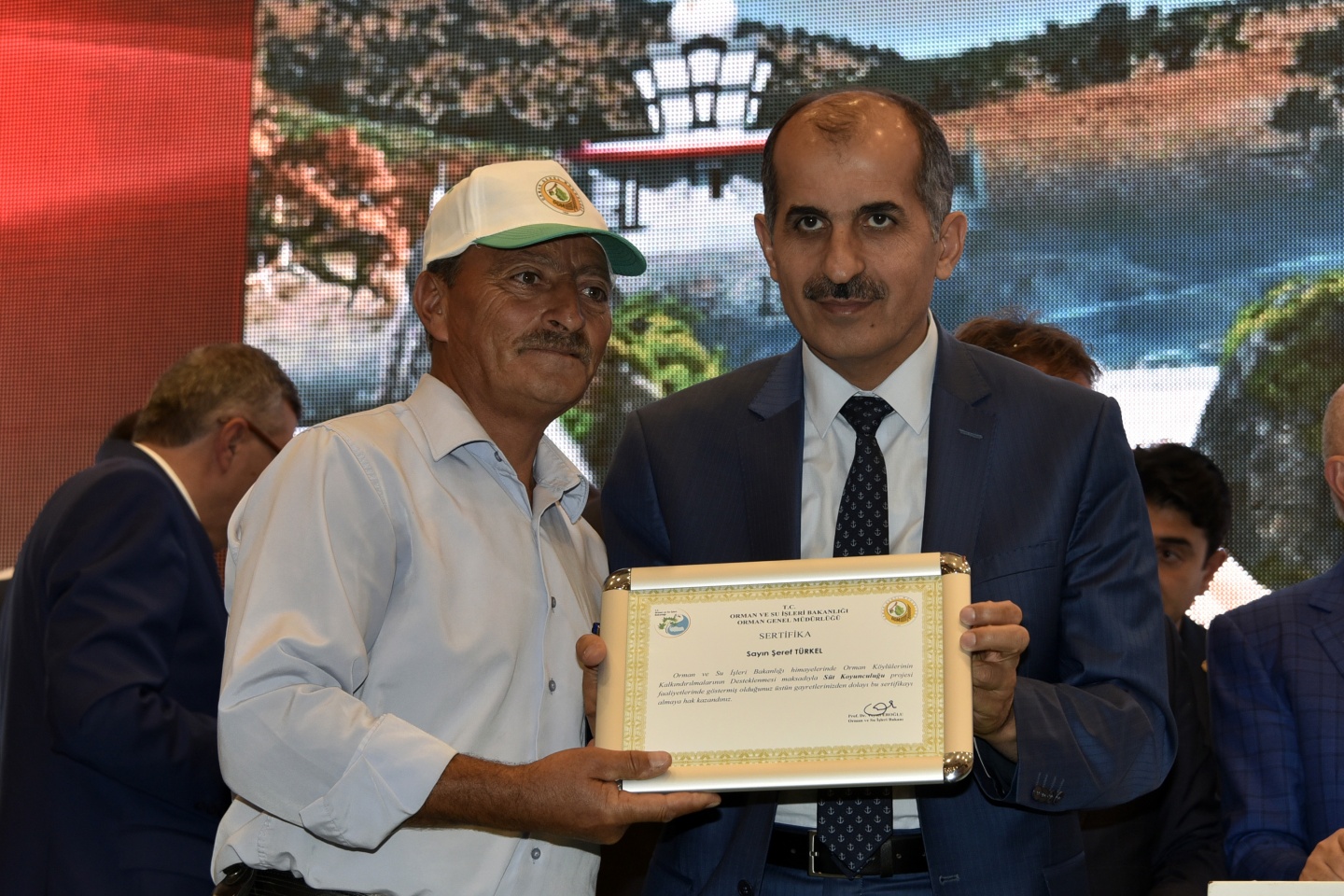 Bakan Eroğlu Gümüşhane’de 182 milyon TL’lik tesislerin temelini attı 33