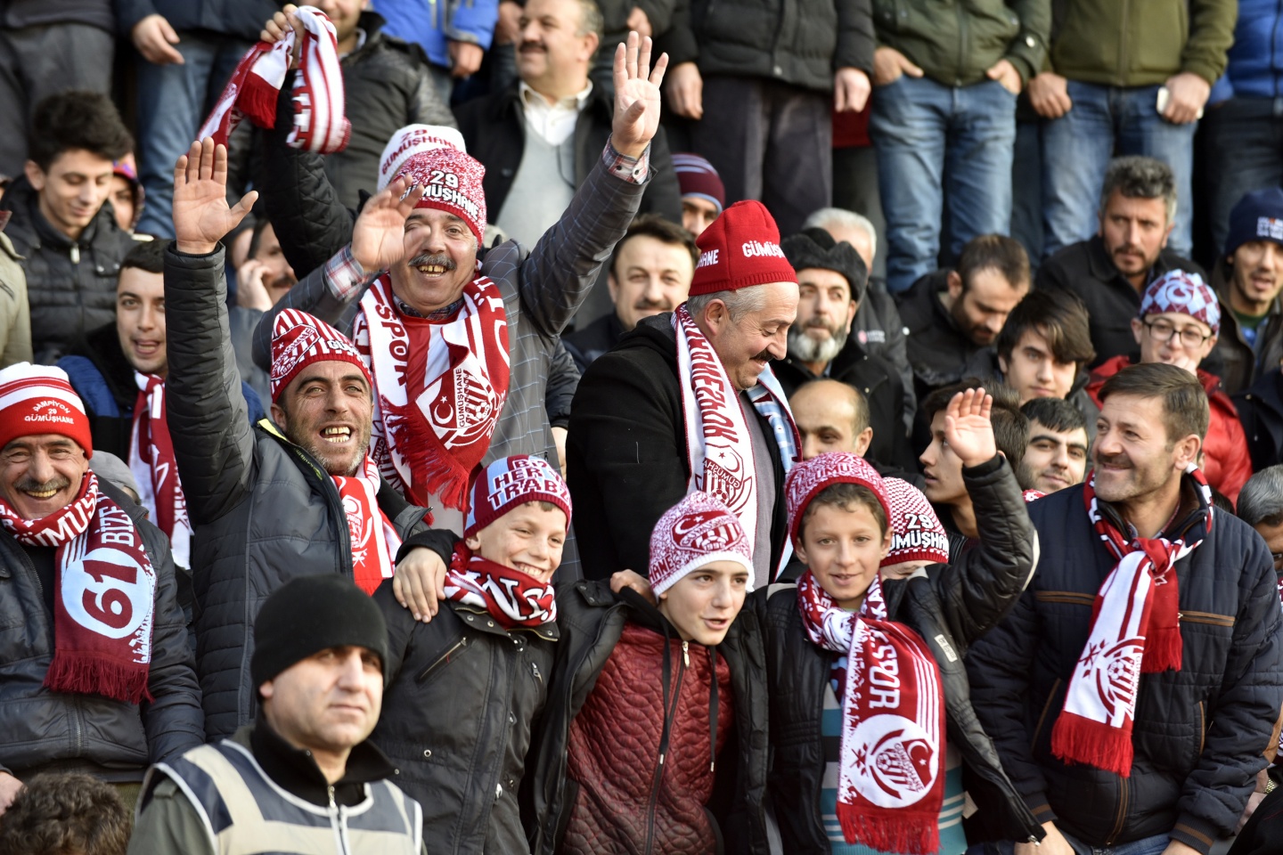 Gümüş tarih yazdı 112