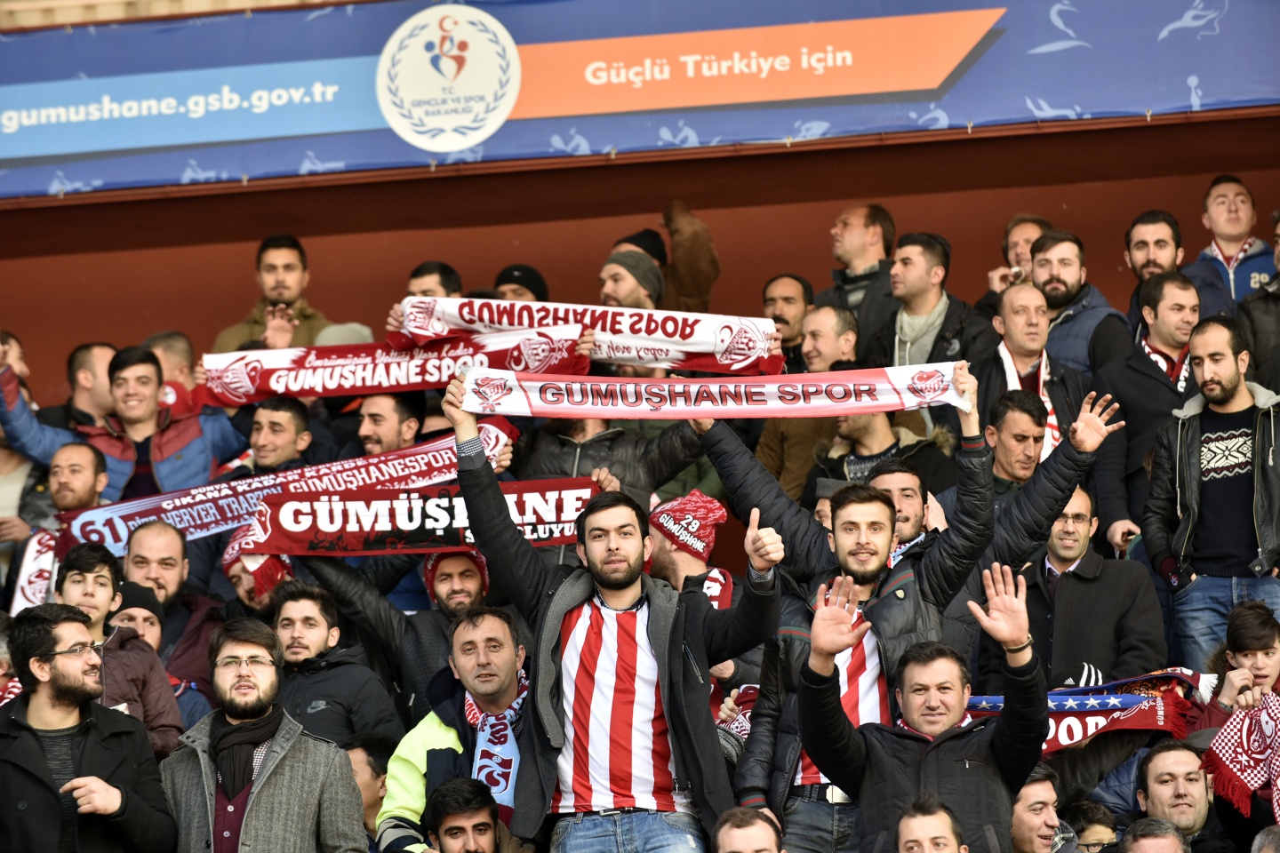 Gümüş tarih yazdı 54