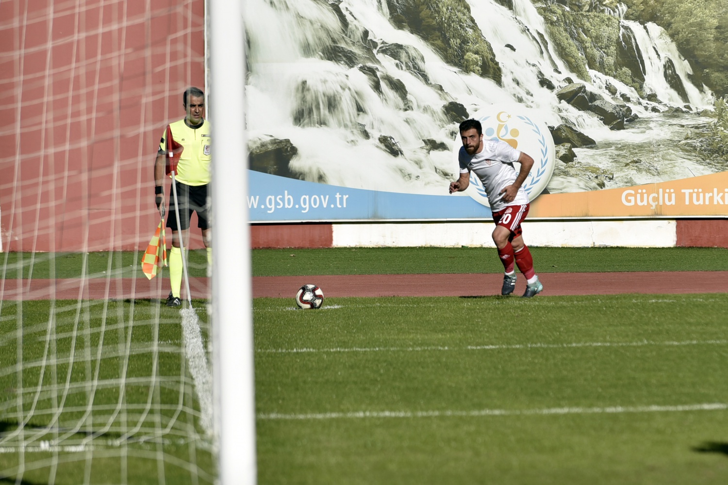 Gümüş son dakikada yıkıldı: 0-1 58