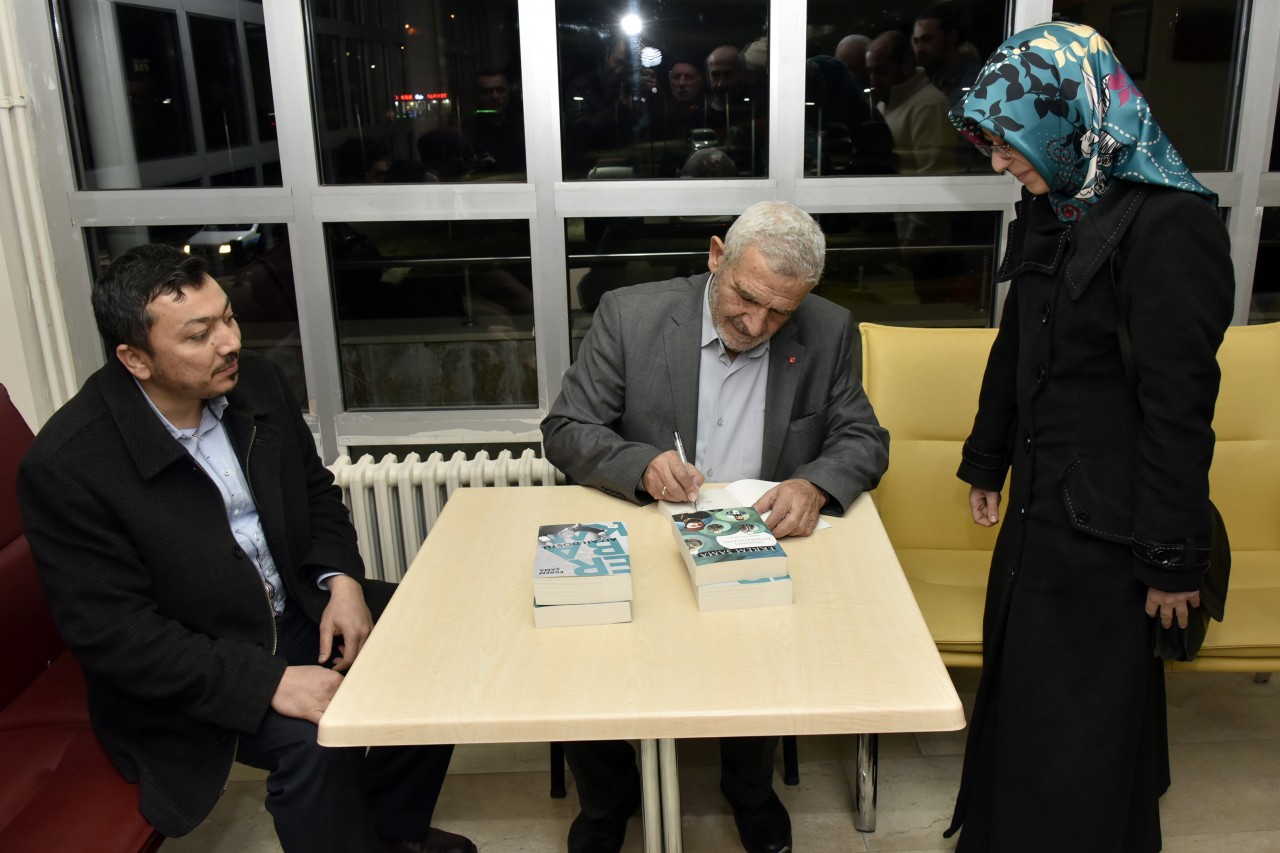 Gümüşhane’de ‘Allah Dostu Erbakan’ konferansı yapıldı 11