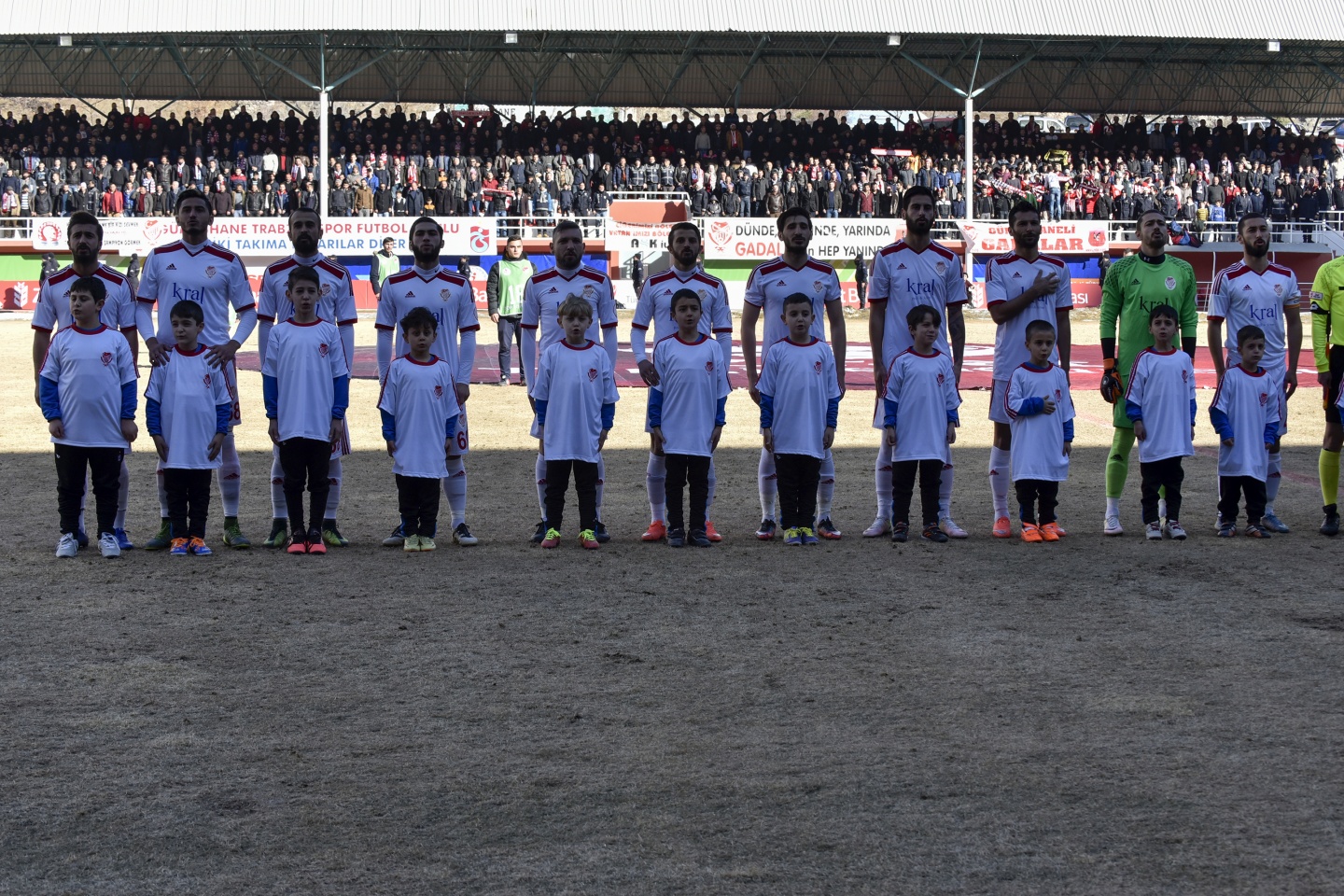 Gümüş tarih yazdı 128