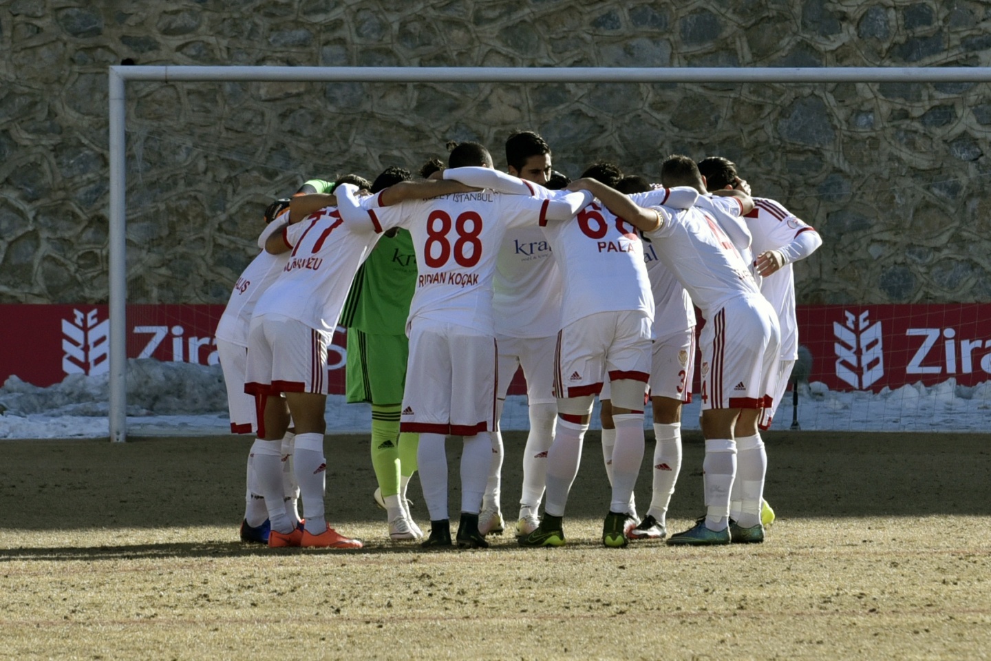 Gümüş tarih yazdı 98