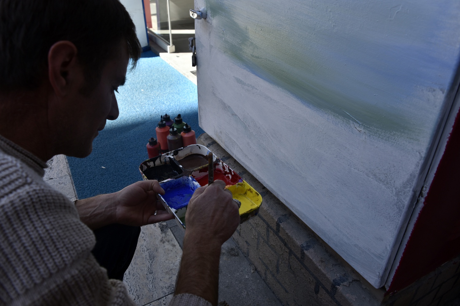 Gümüşhane’de caddelerdeki elektrik panoları sanat eserine dönüşüyor 4