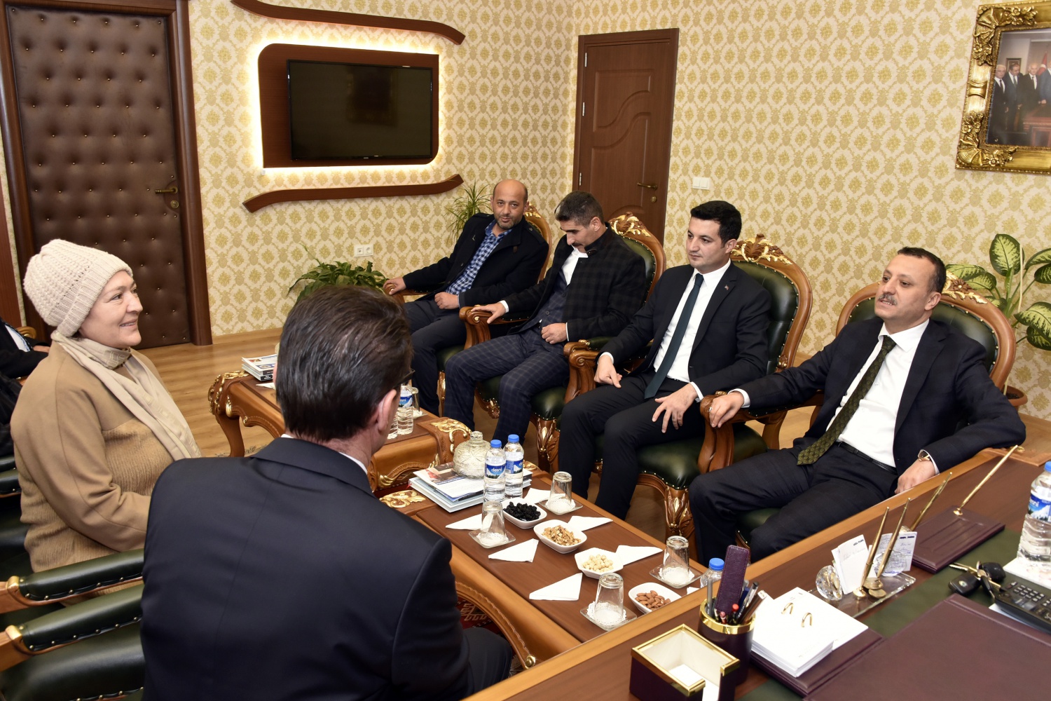 Vali Taşbilek Şiran’da 16