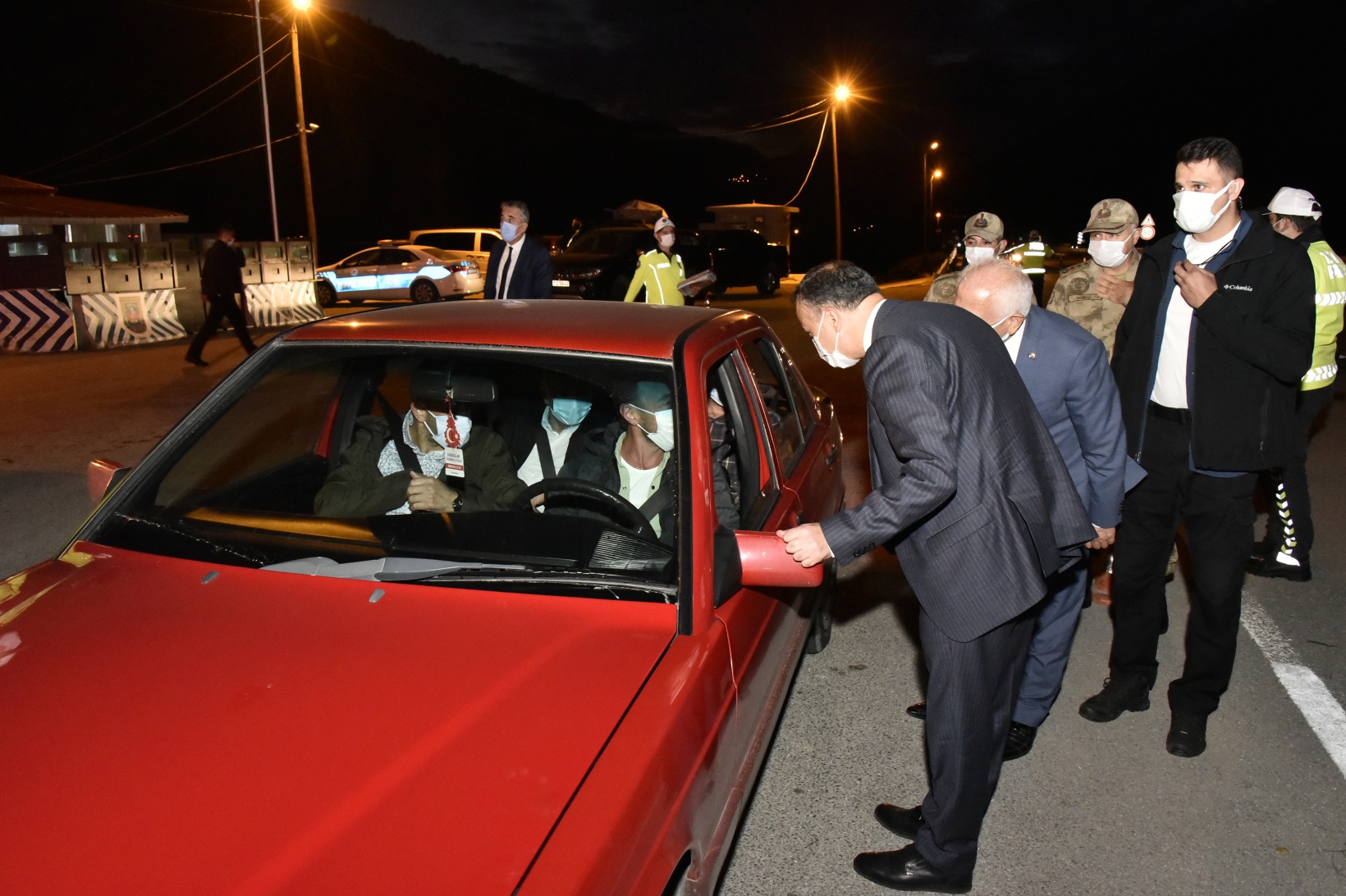 Vali Taşbilek’ten gece yarısı trafik denetimi 3