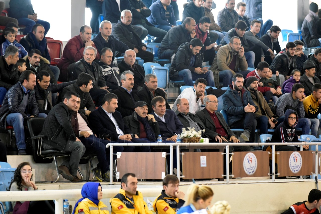 Gümüş Kızlar’dan net galibiyet: 3-0 8