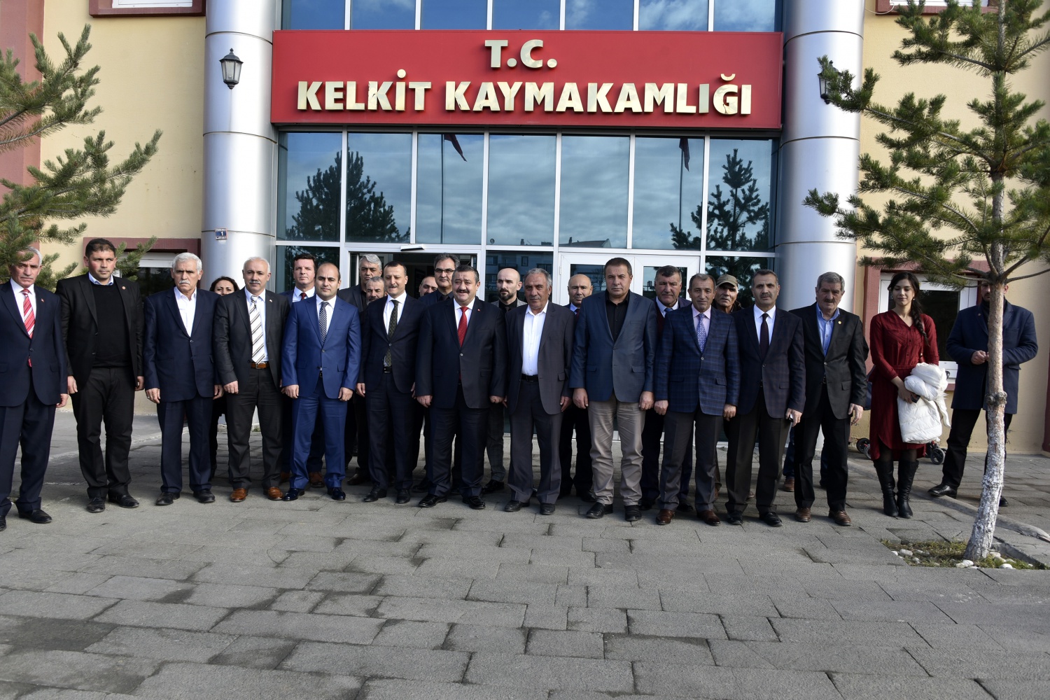 Vali Taşbilek Kelkit’te 8