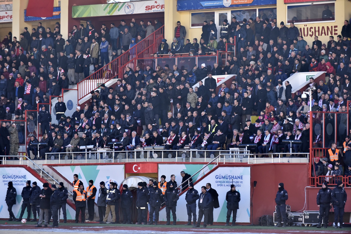 Gümüş tarih yazdı 81