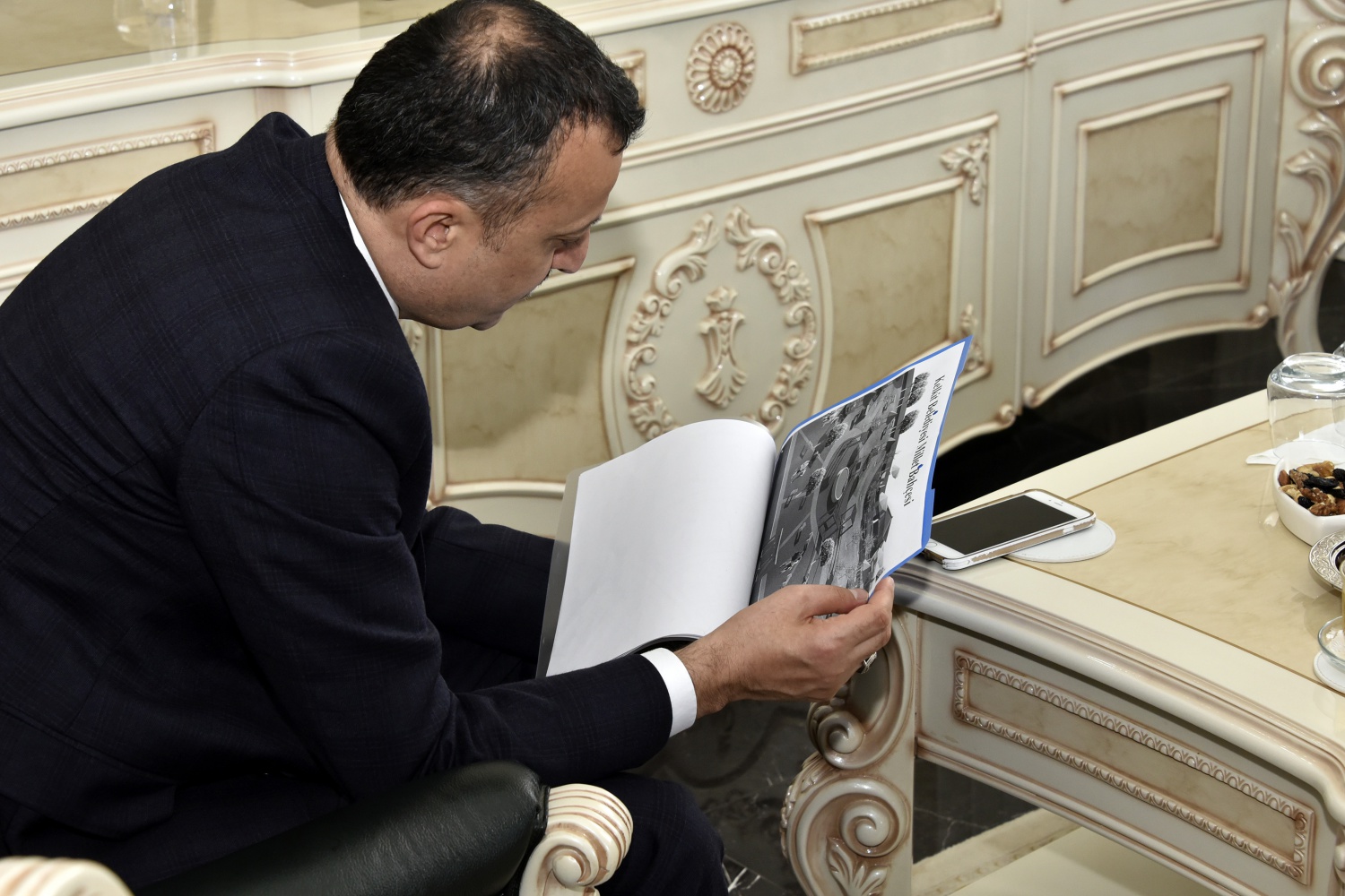 Vali Taşbilek Kelkit’te 13