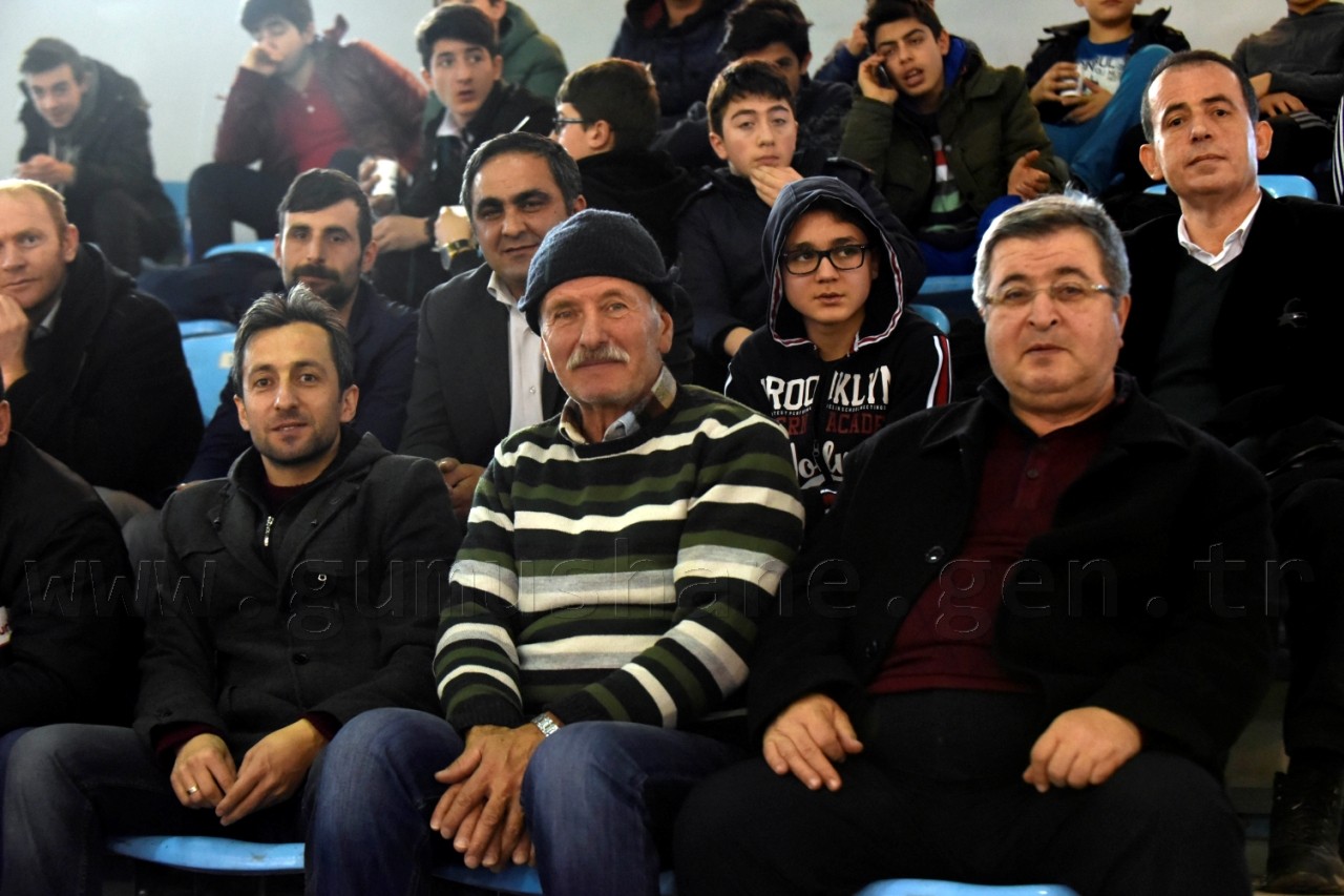 Gümüş Kızlar’dan net galibiyet: 3-0 18