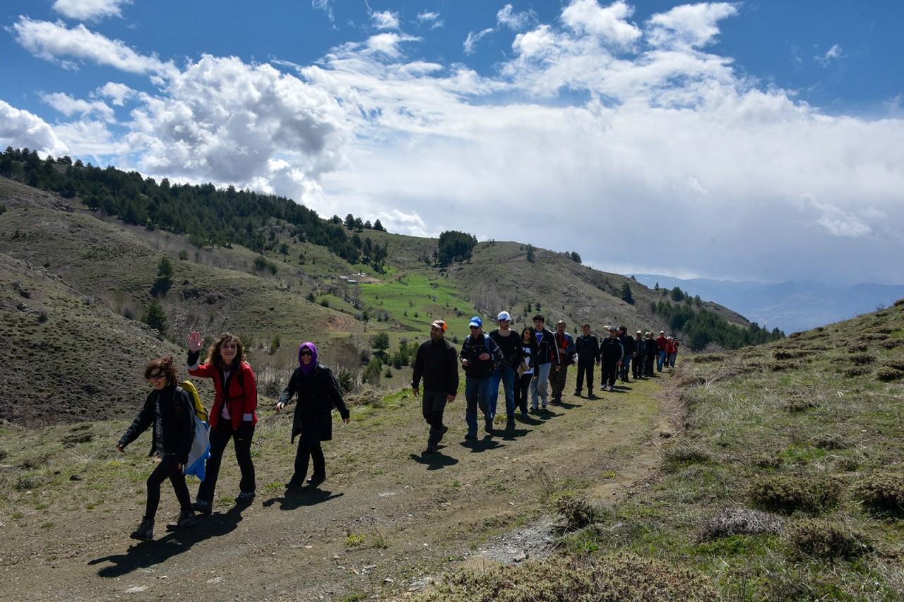 Gümüşhaneli Dağcılar Aynı Günde 5 Ayrı Zirveyi Aştılar 12