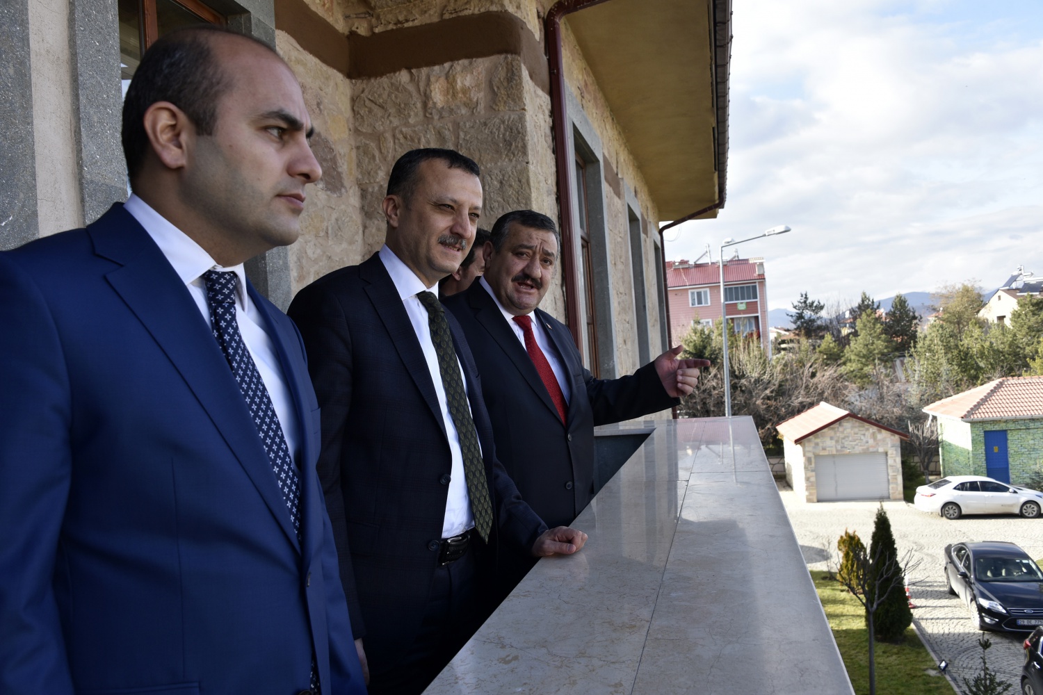 Vali Taşbilek Kelkit’te 14