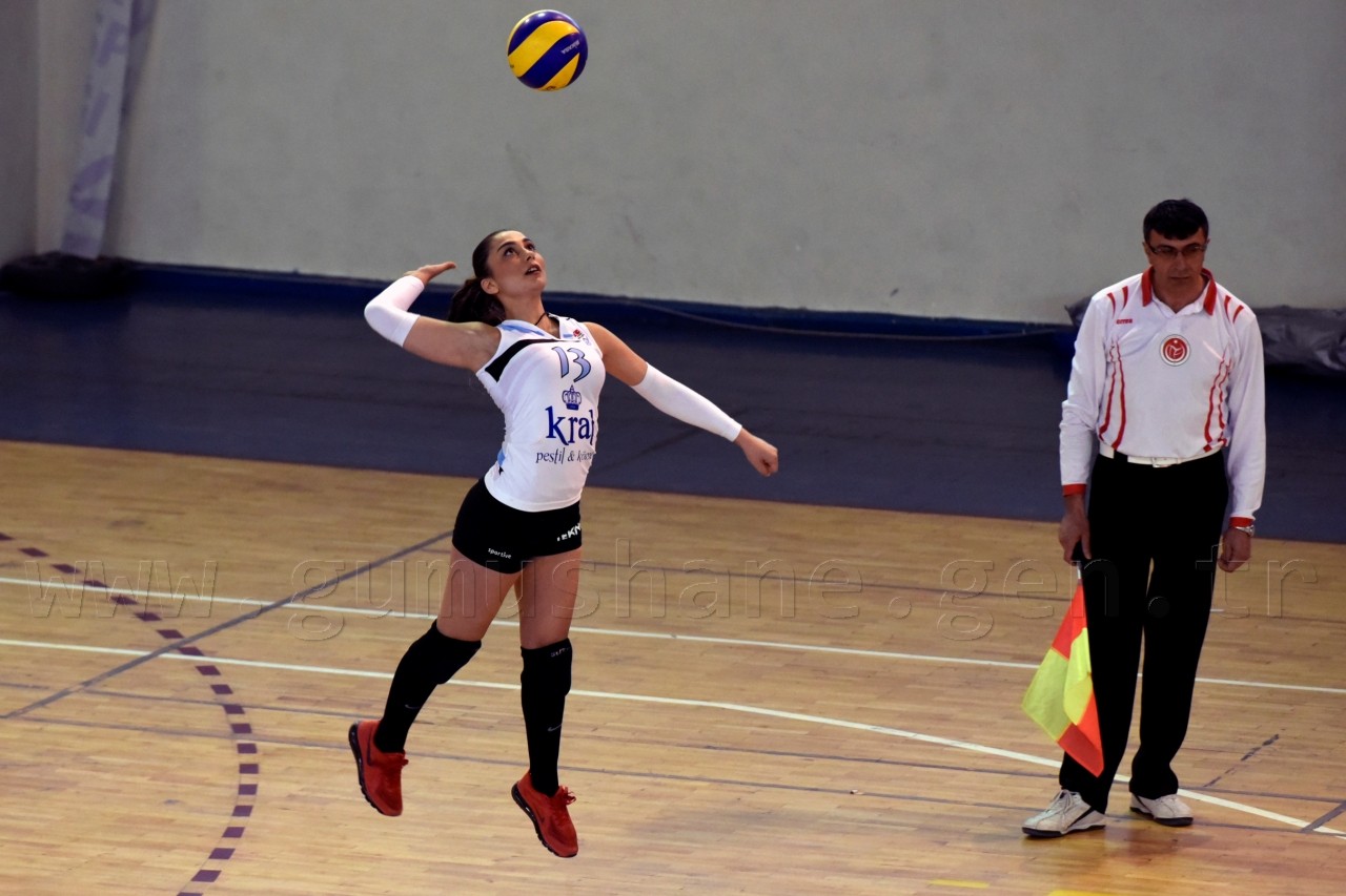 Gümüş Kızlar’dan net galibiyet: 3-0 26