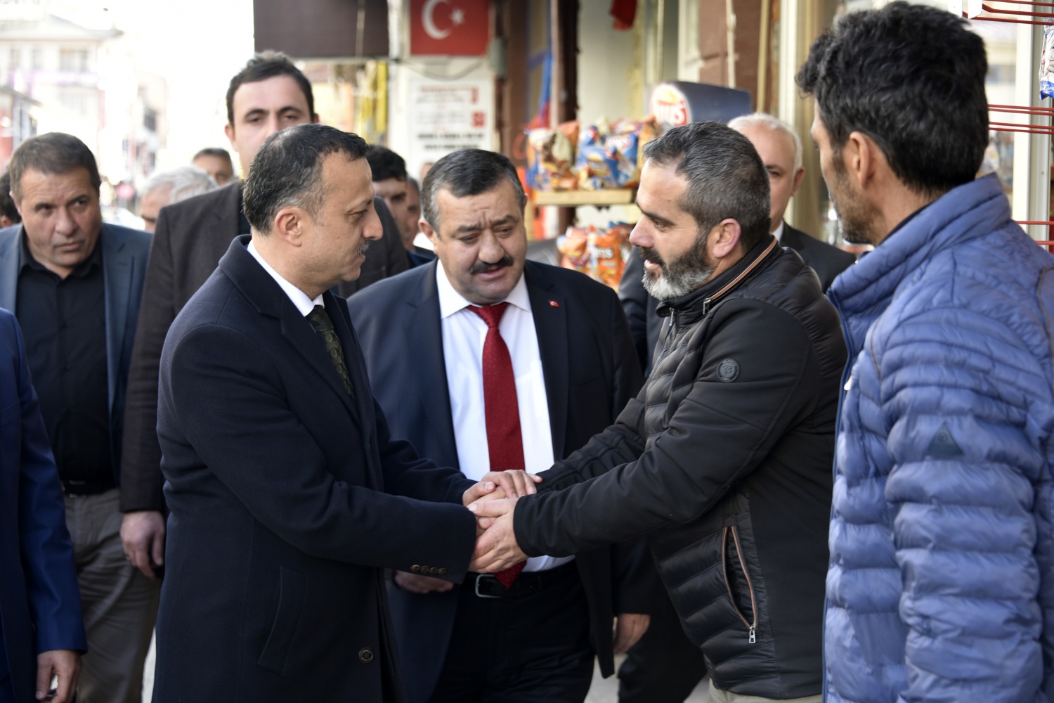 Vali Taşbilek Kelkit’te 18