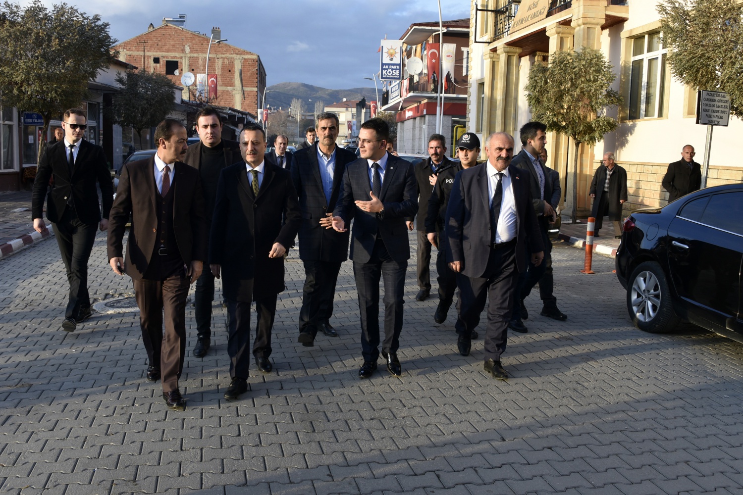 Vali Taşbilek Köse’de 13