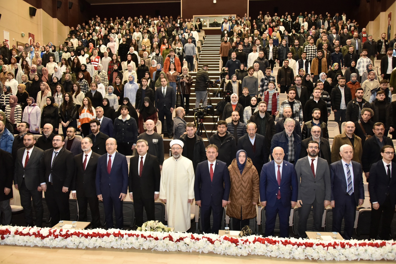 Erbaş’tan gençlere: Ne yapıyorsanız en iyisini yapın 22