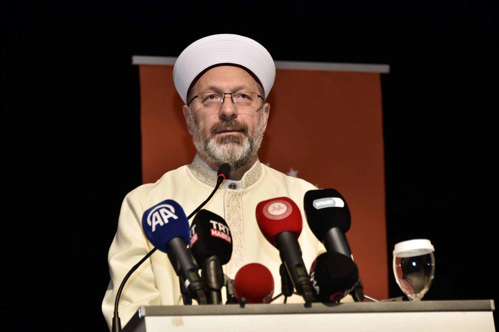 Erbaş’tan gençlere: Ne yapıyorsanız en iyisini yapın 29