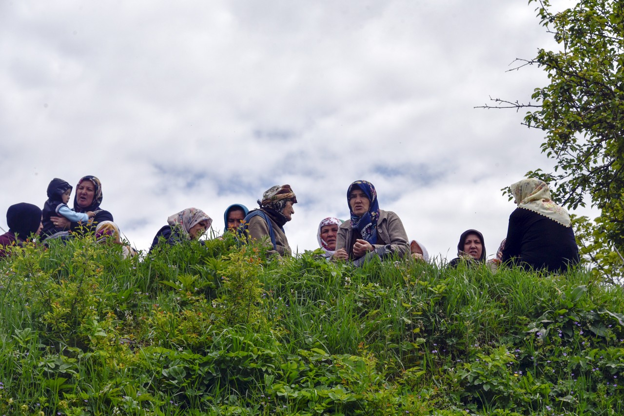 Kürtün şehidini uğurladı 8