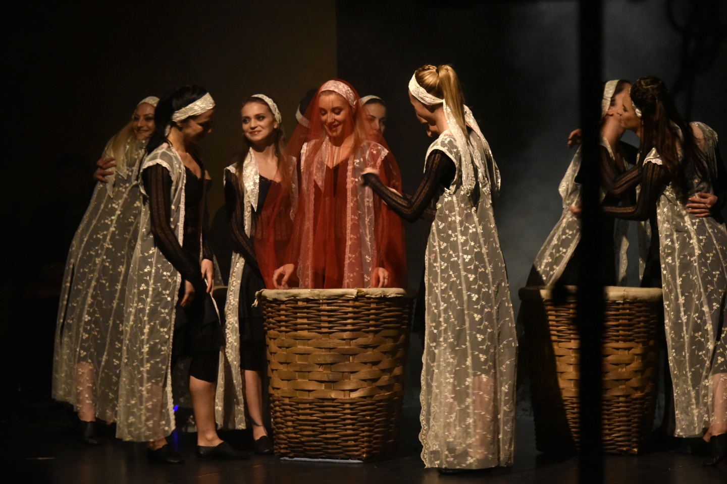 Güldestan Balesi Gümüşhane'de sahnelendi 34