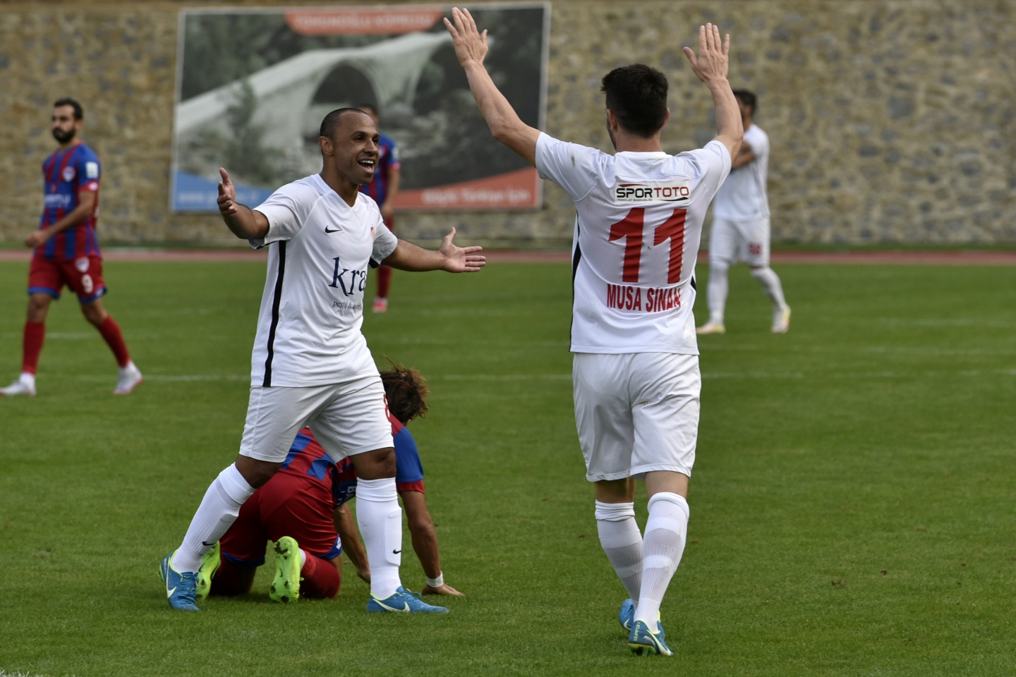 Gümüş, Silivri'ye acımadı: 4-1 58