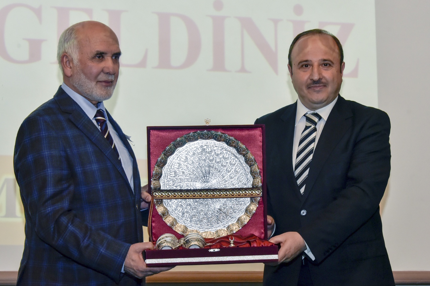 Güvenilir toplum güvenilir insanlardan oluşur 14