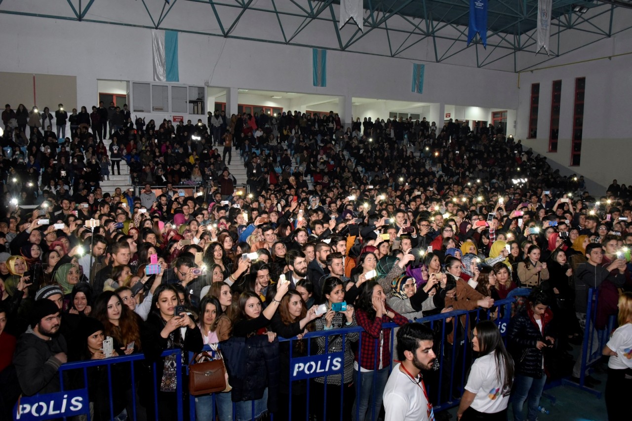 Gümüşhane'de Koray Avcı coşkusu 8