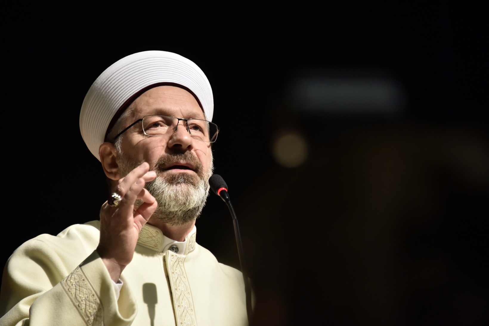 Erbaş’tan gençlere: Ne yapıyorsanız en iyisini yapın 15