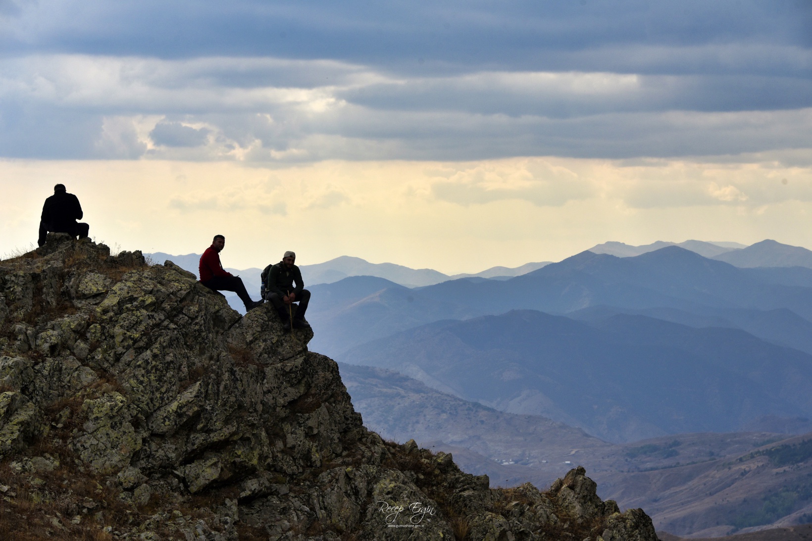 Sonbaharın büyüleyici renkleri Gümüşhane'yi sardı 12