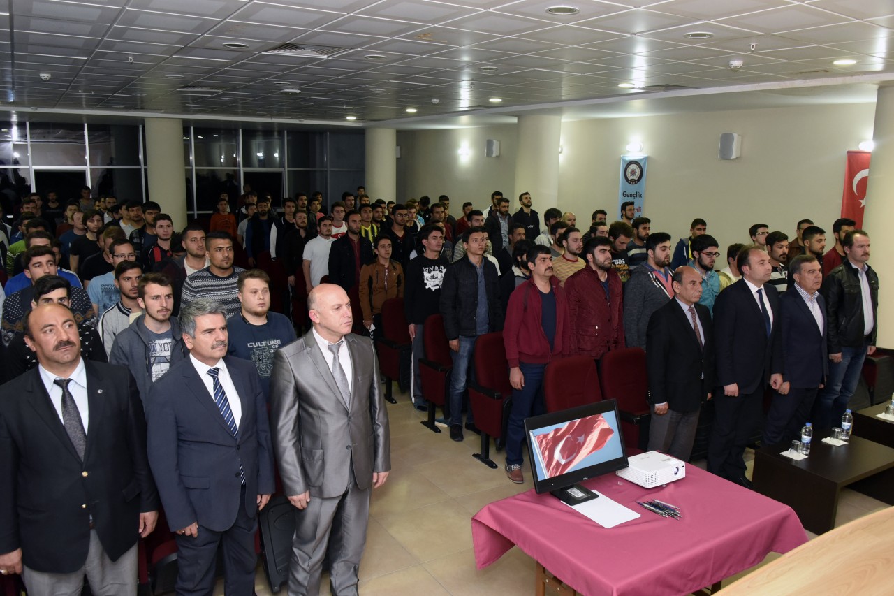 Gümüşhane’de Üniversite Gençliği Teröre Karşı Uyarıldı 2