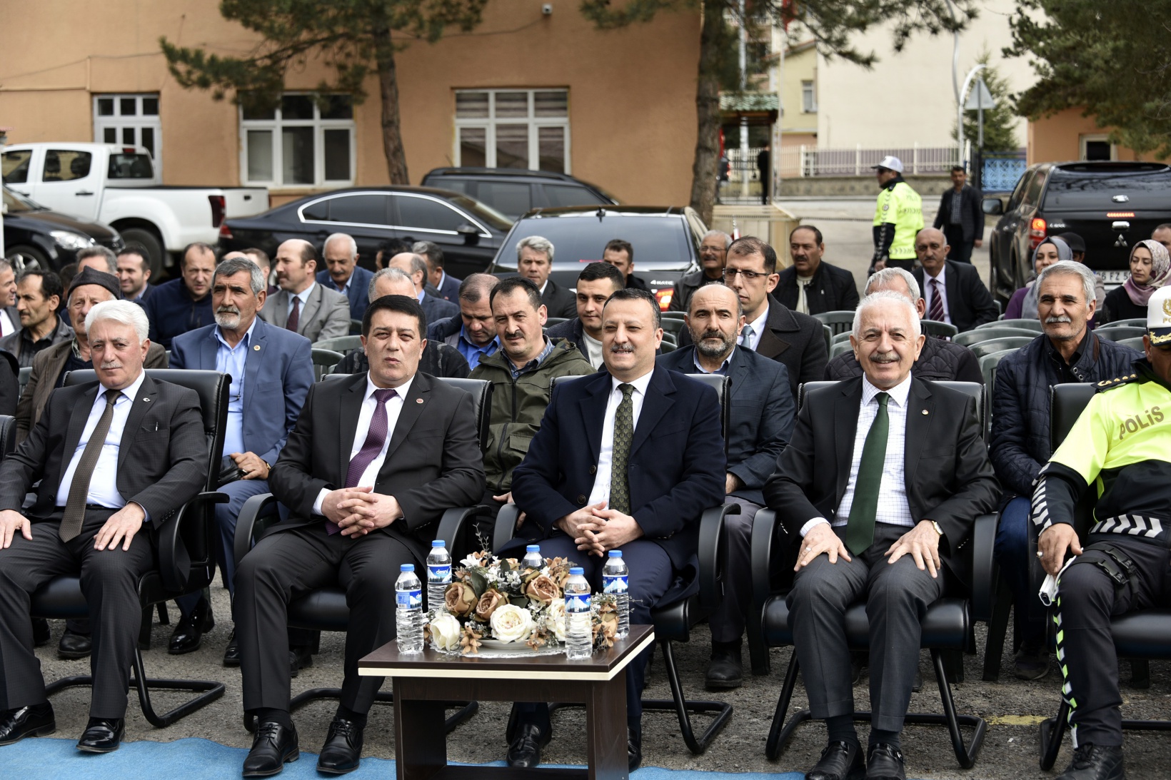 Gümüşhane’de arıcılara 860 adet organik kovan dağıtıldı 12