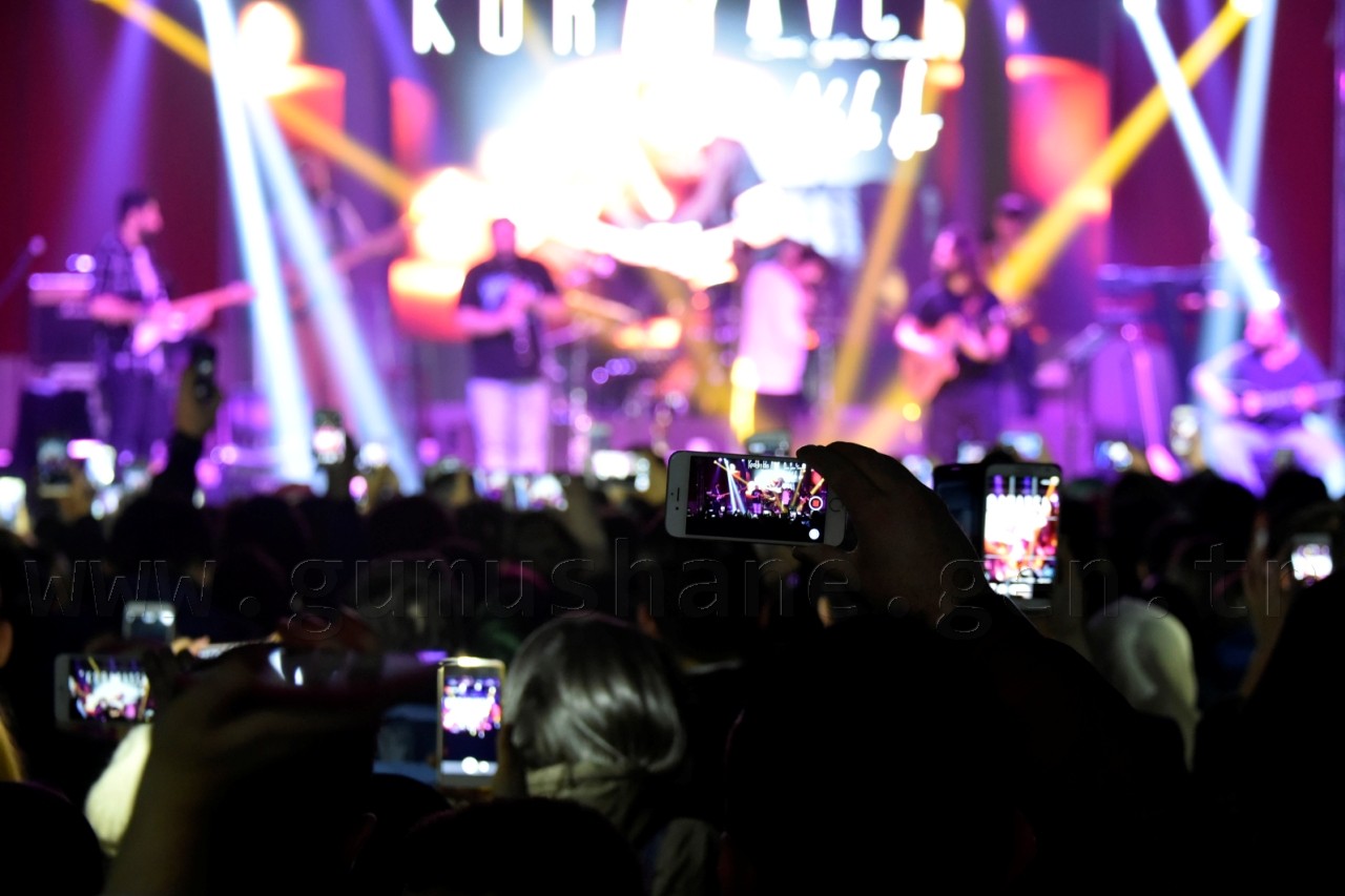 Gümüşhane'de Koray Avcı coşkusu 16