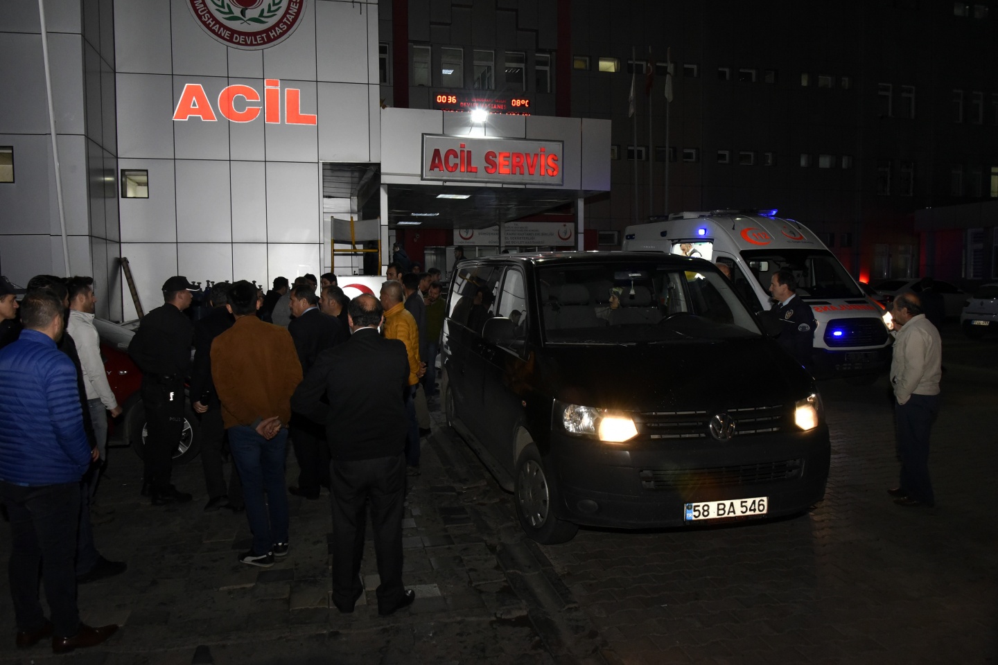 Trafik kazasında vefat eden emniyet amiri memleketine uğurlandı 4