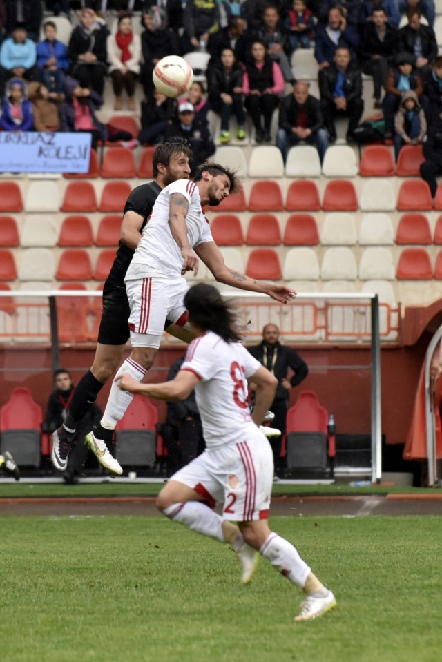 Gümüş fırsat tepti: 1-1 8