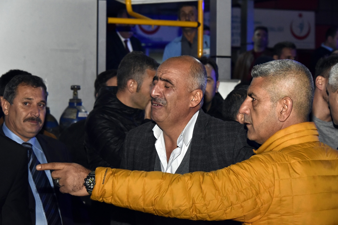 Trafik kazasında vefat eden emniyet amiri memleketine uğurlandı 5