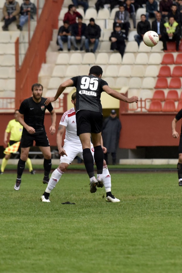 Gümüş fırsat tepti: 1-1 10