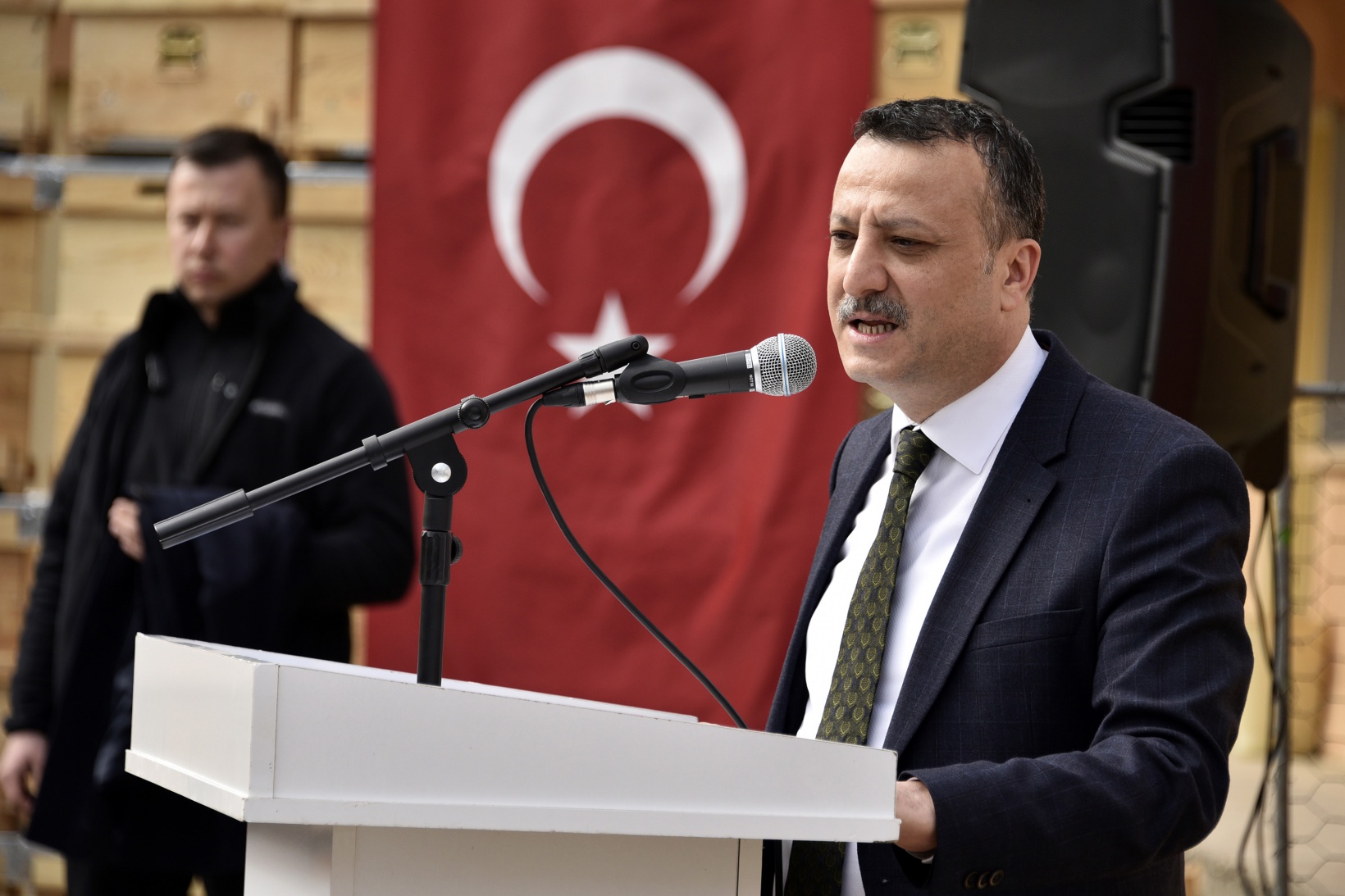 Gümüşhane’de arıcılara 860 adet organik kovan dağıtıldı 21