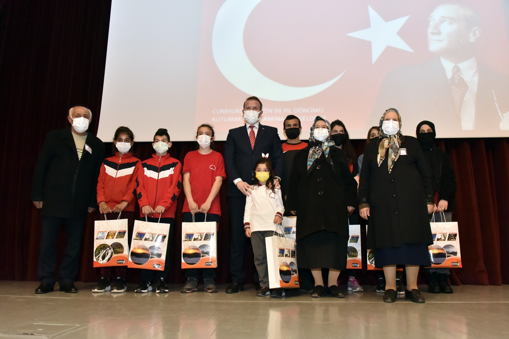 Gümüşhane’de Cumhuriyet coşkusu 24