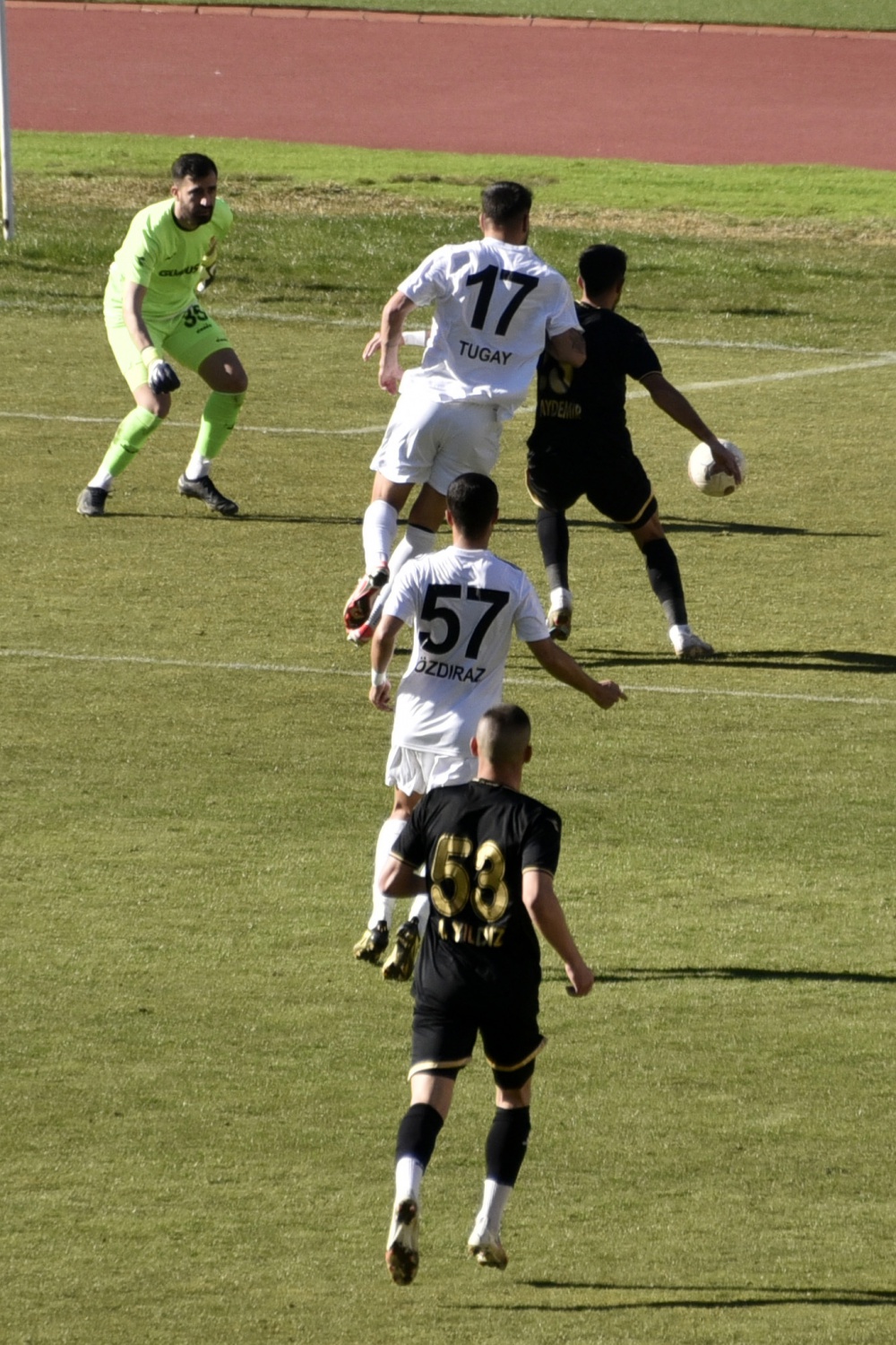 Gümüş umutsuz vaka: 1-3 3