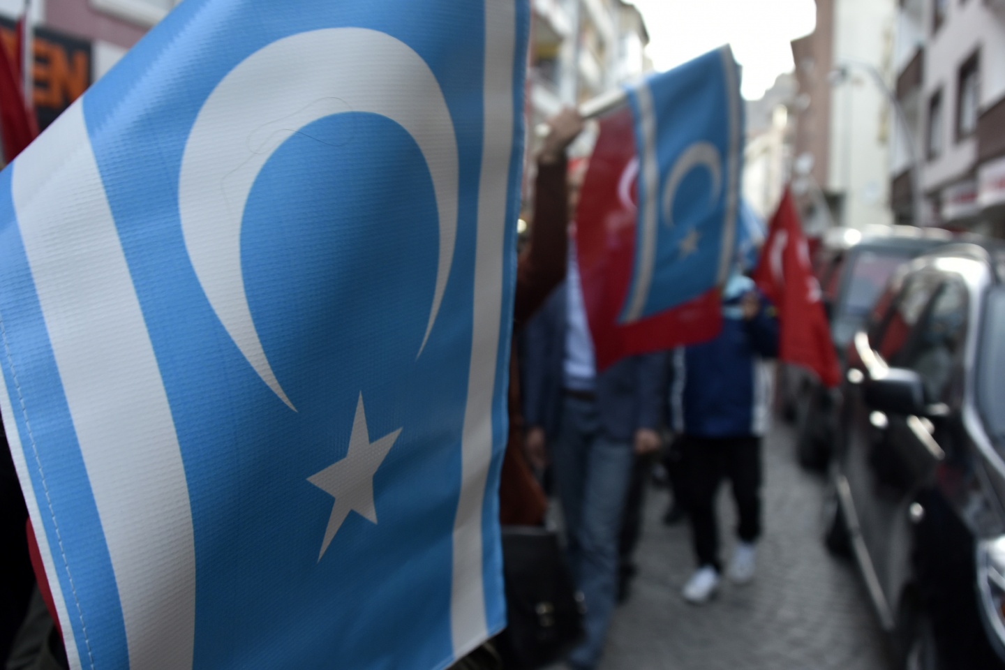 Ülkü Ocakları ‘Bir gece ansızın gelebiliriz’ sloganlarıyla Kerkük yürüyüşü düzenledi 10