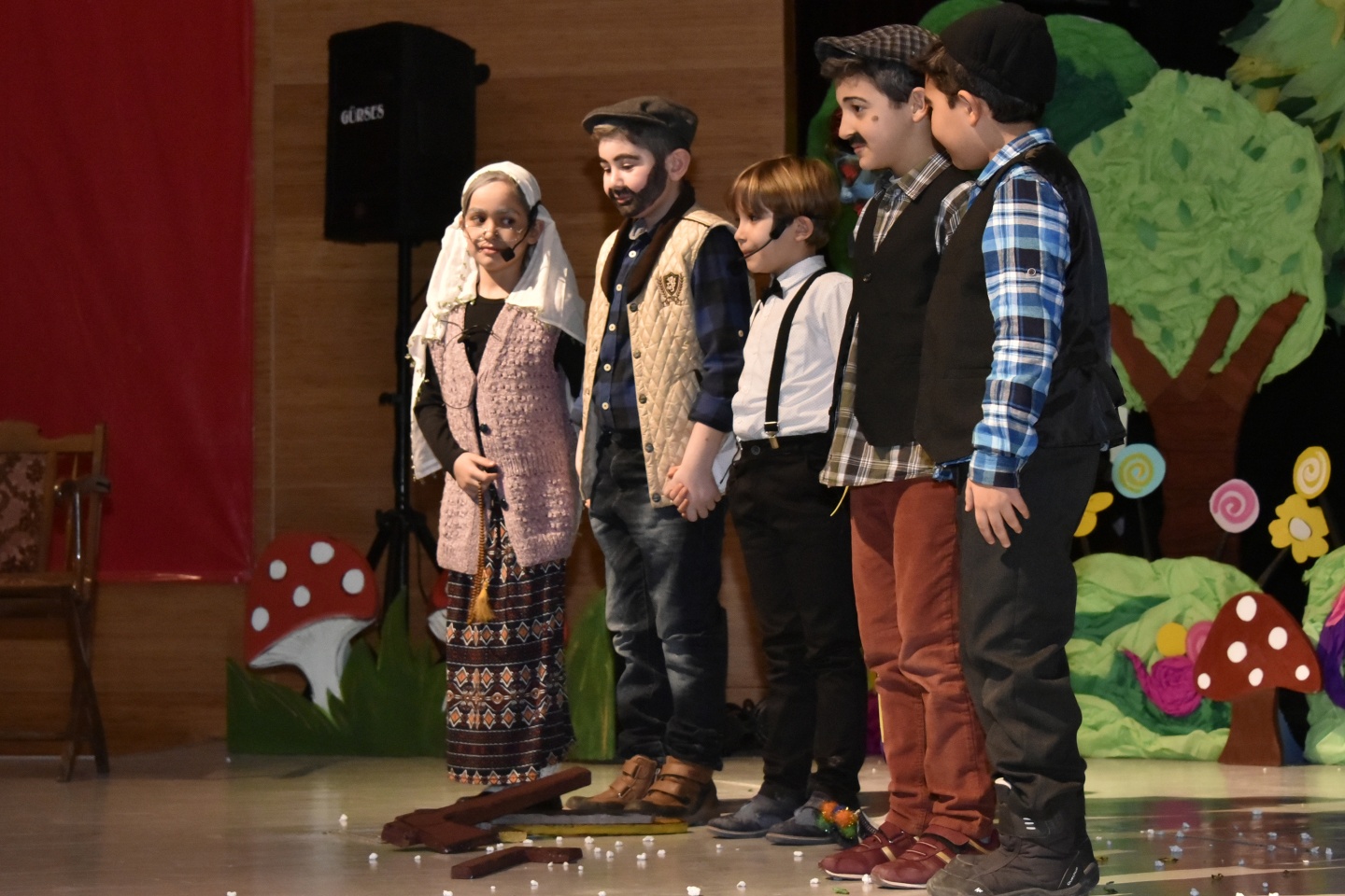 Minikler masal anlattı, büyükler dinledi 22