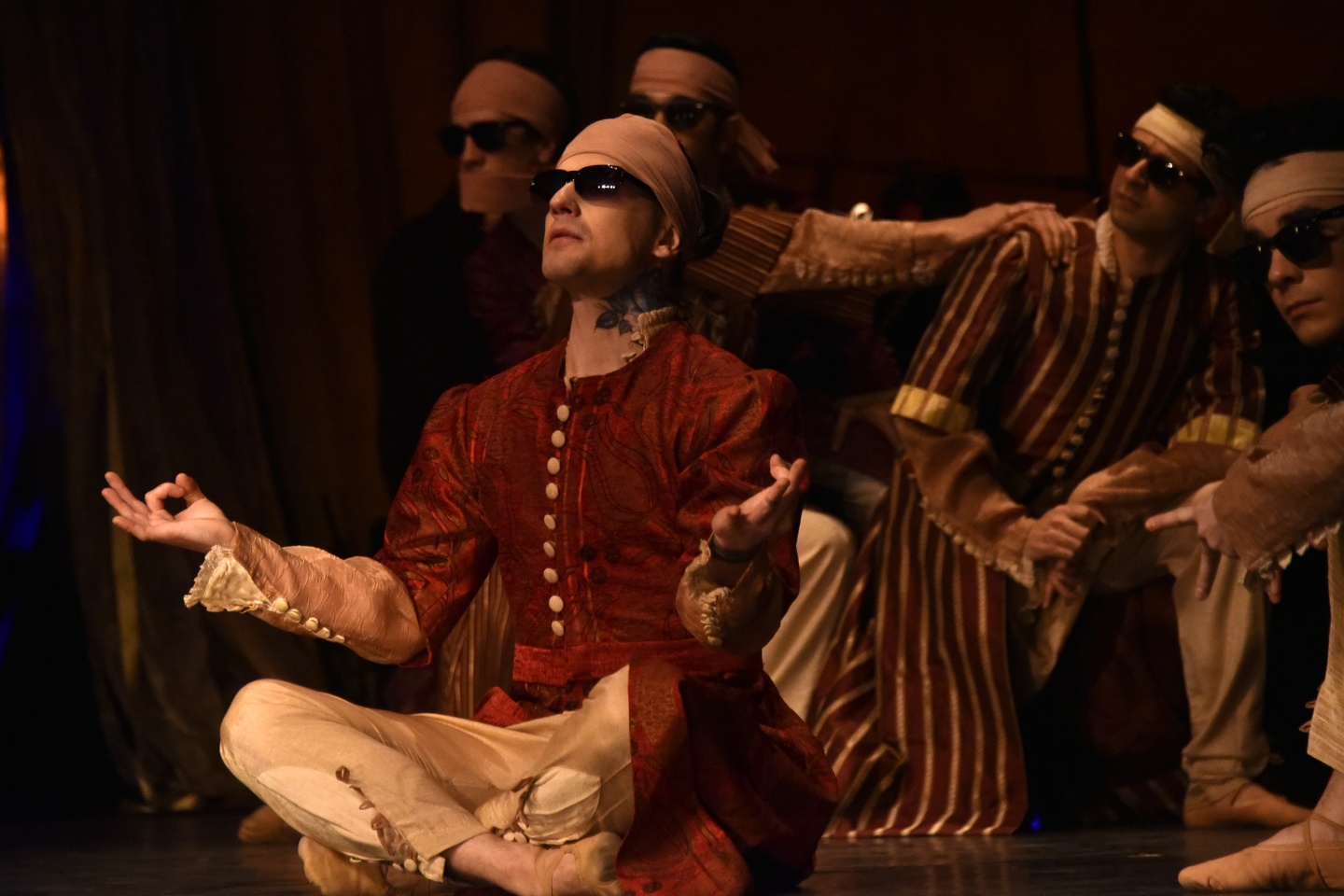 Güldestan Balesi Gümüşhane'de sahnelendi 52